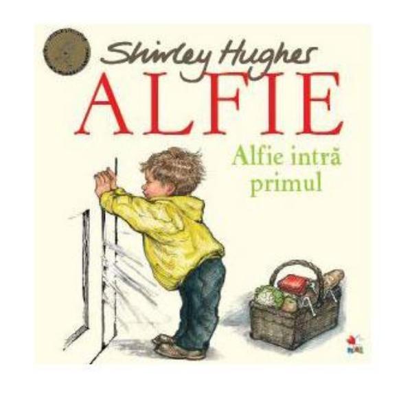 Carte Alfie. Alfie intra primul - Shirley Hughes