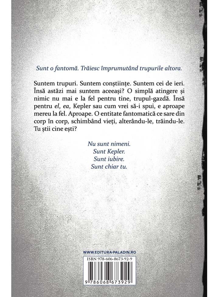 Carte Atingerea autor Claire North editura Paladin