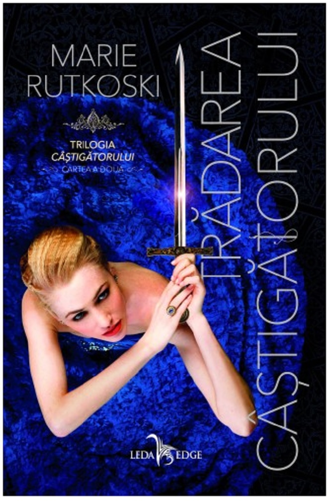 Carte Tradarea castigatorului autor Marie Rutkoski editura Corint